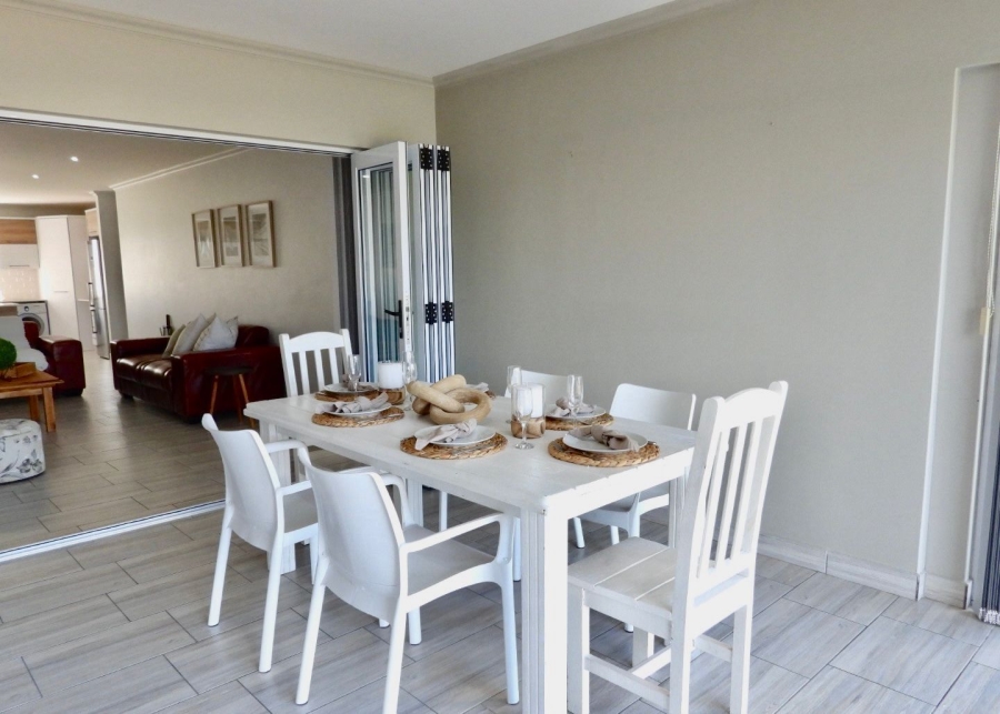 To Let 3 Bedroom Property for Rent in Aston Bay Eastern Cape